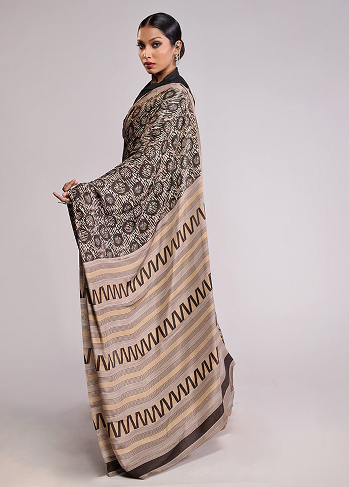 Grey Printed Silk Saree With Blouse Piece