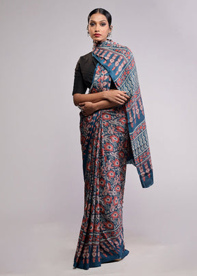 Blue Printed Silk Saree With Blouse Piece