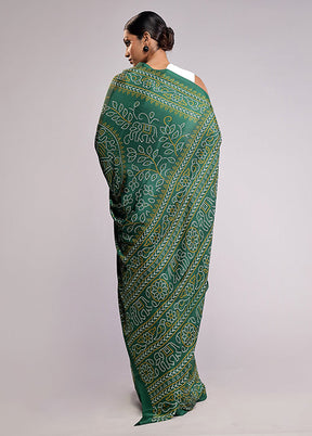 Green Printed Silk Saree With Blouse Piece