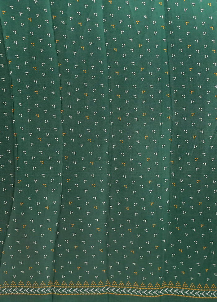 Green Printed Silk Saree With Blouse Piece