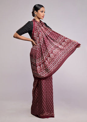 Maroon Printed Silk Saree With Blouse Piece