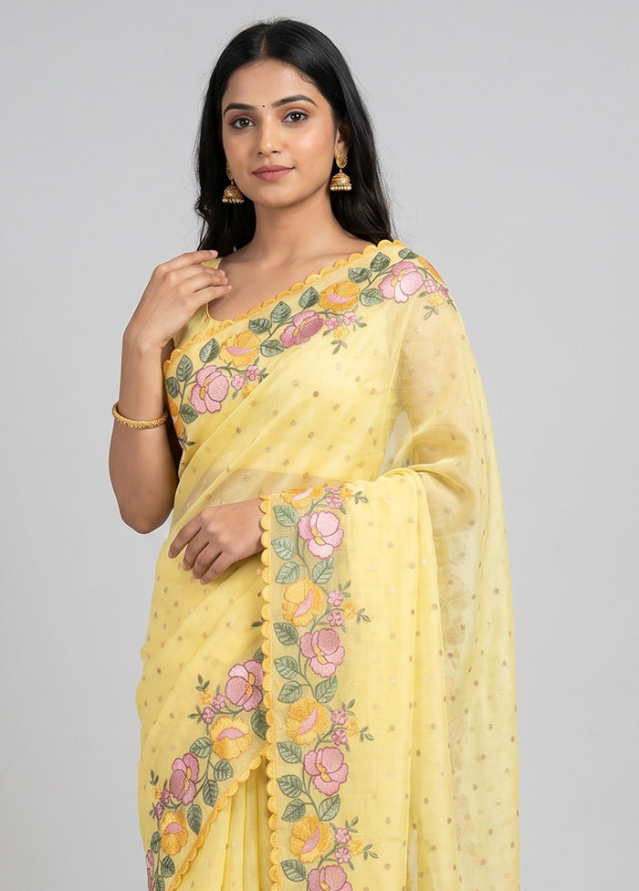 Yellow Pure Cotton Saree With Blouse Piece