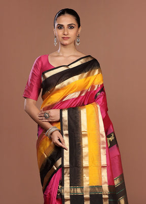 Pink Handloom Kanchipuram Pure Silk Saree With Blouse Piece