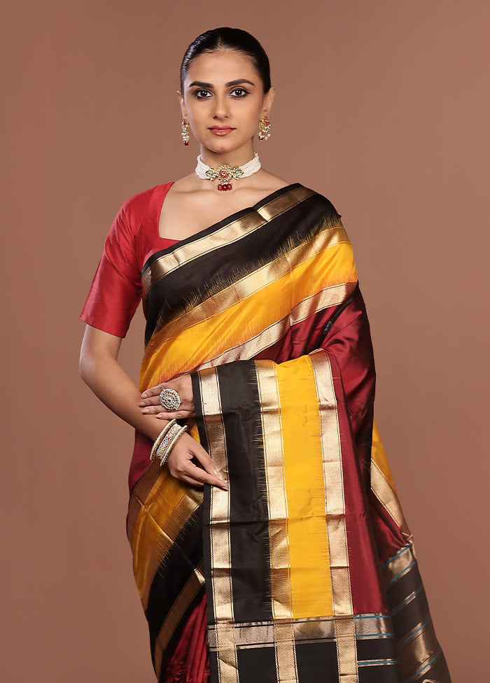 Maroon Handloom Kanchipuram Pure Silk Saree With Blouse Piece