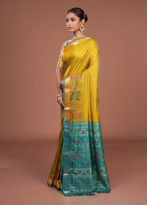 Green Dupion Silk Saree With Blouse Piece