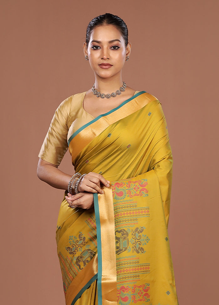 Green Dupion Silk Saree With Blouse Piece