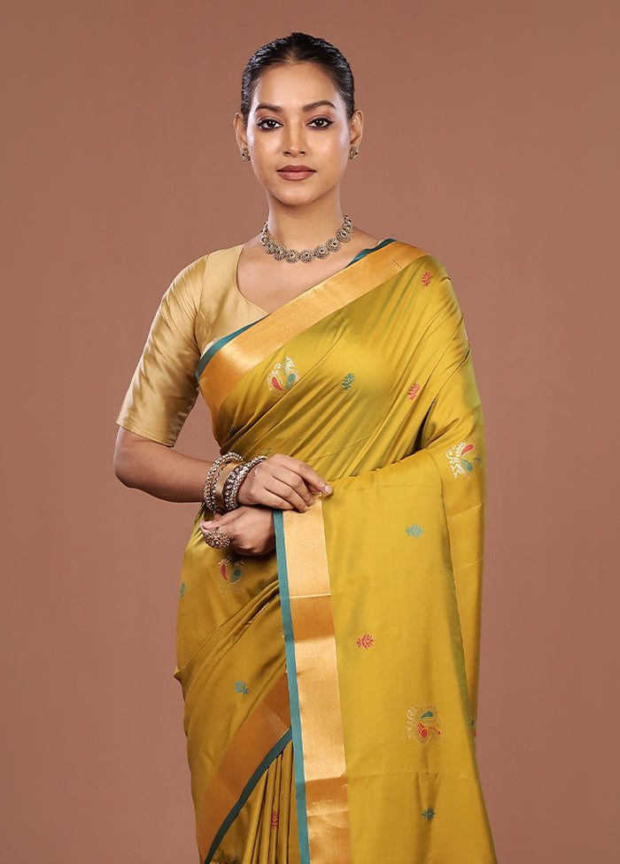 Green Dupion Silk Saree With Blouse Piece