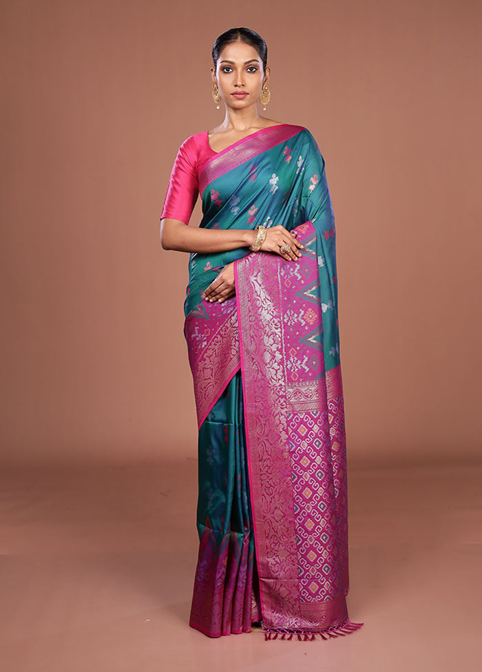 Green Dupion Silk Saree With Blouse Piece