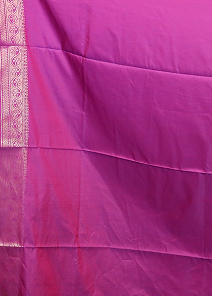 Green Dupion Silk Saree With Blouse Piece