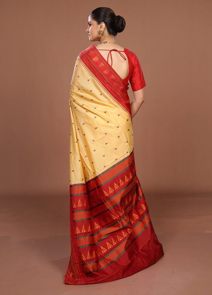 Cream Kanjivaram Silk Saree With Blouse Piece