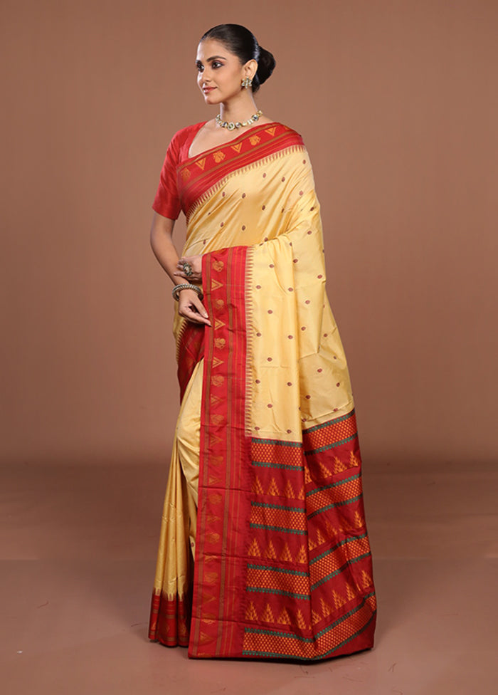 Cream Kanjivaram Silk Saree With Blouse Piece