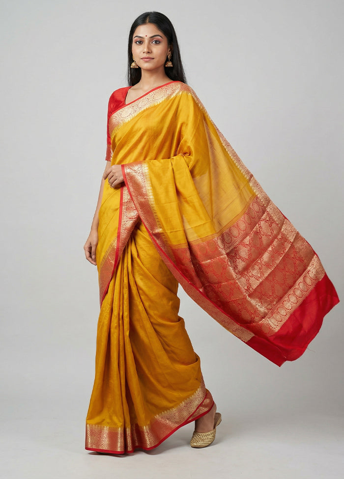 Yellow Handloom Dupion Pure Silk Saree With Blouse Piece