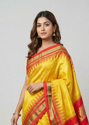 Yellow Handloom Kanjivaram Pure Silk Saree With Blouse Piece