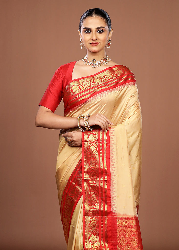 Cream Handloom Kanjivaram Pure Silk Saree With Blouse Piece