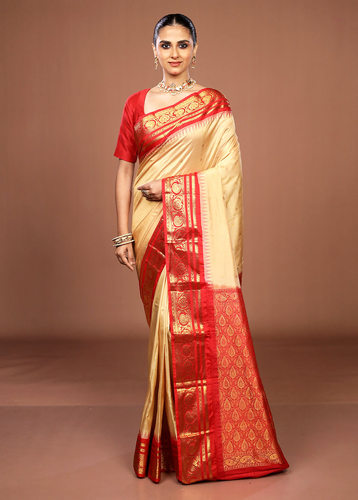 Cream Handloom Kanjivaram Pure Silk Saree With Blouse Piece