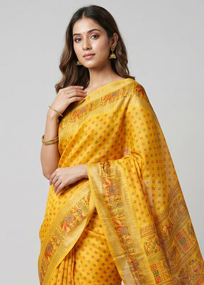 Yellow Printed Silk Saree Without Blouse Piece