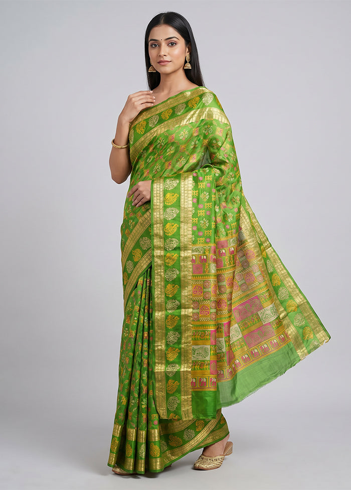 Green Printed Silk Saree Without Blouse Piece