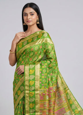 Green Printed Silk Saree Without Blouse Piece