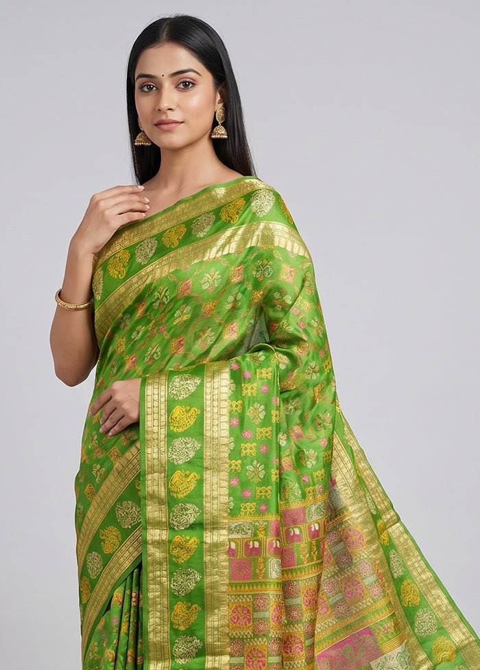 Green Printed Silk Saree Without Blouse Piece