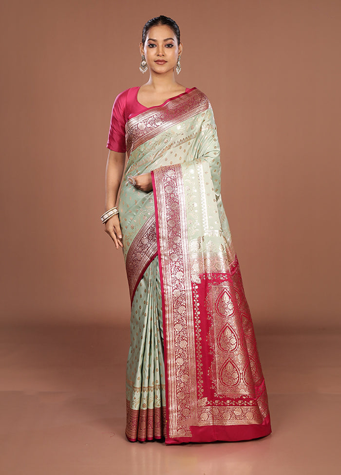Green Banarasi Silk Saree With Blouse Piece