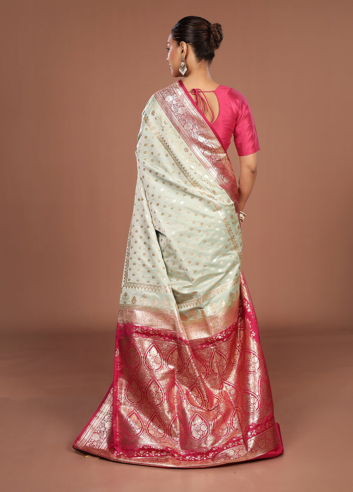 Green Banarasi Silk Saree With Blouse Piece