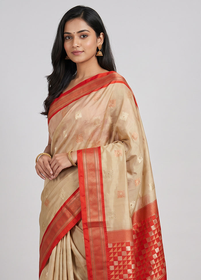 Cream Kanjivaram Silk Saree With Blouse Piece