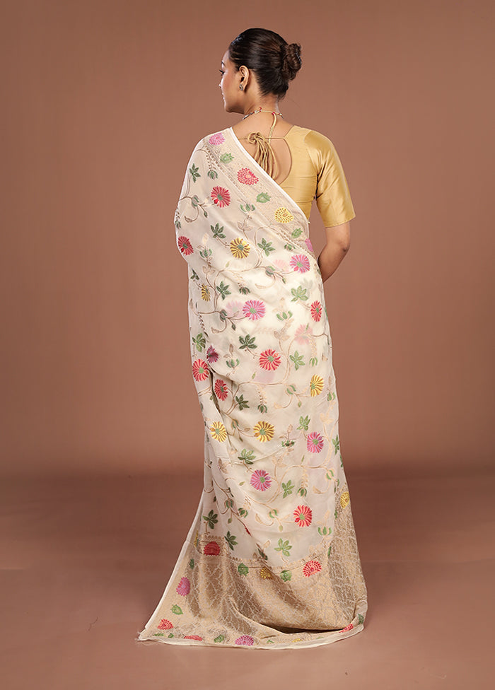 White Handloom Pure Georgette Saree With Blouse Piece