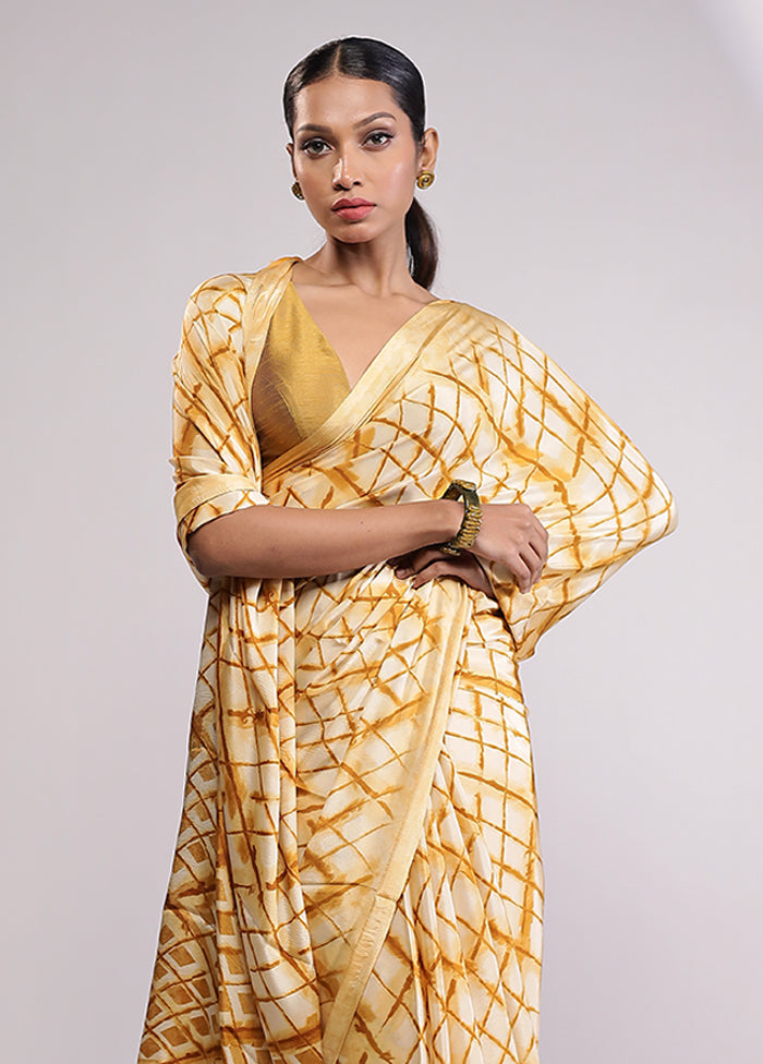 Yellow Printed Silk Saree Without Blouse Piece