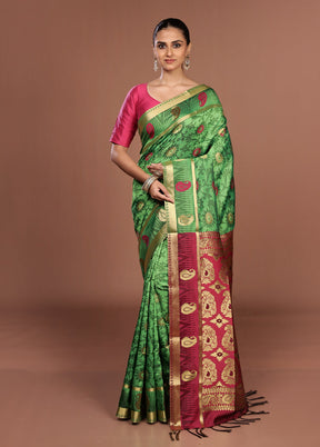 Green Kanjivaram Silk Saree With Blouse Piece