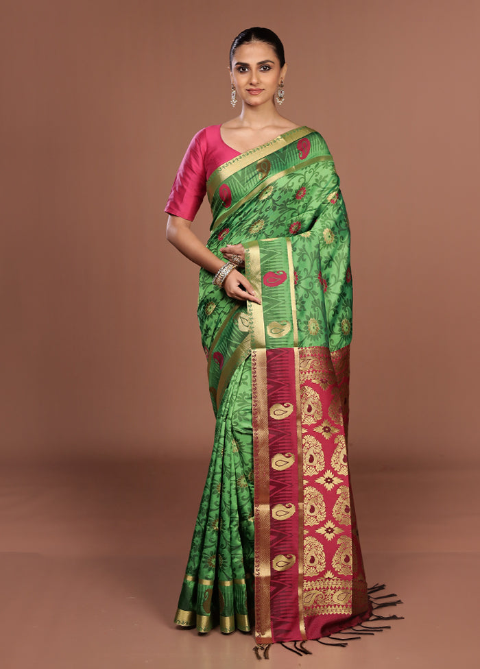 Green Kanjivaram Silk Saree With Blouse Piece