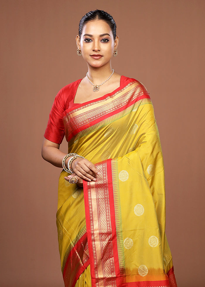 Green Kanjivaram Silk Saree With Blouse Piece