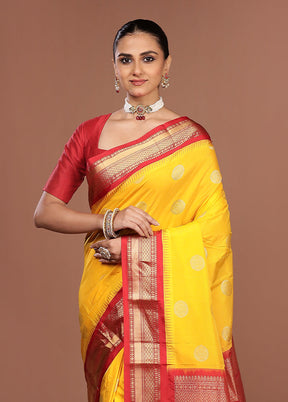 Yellow Kanjivaram Silk Saree With Blouse Piece