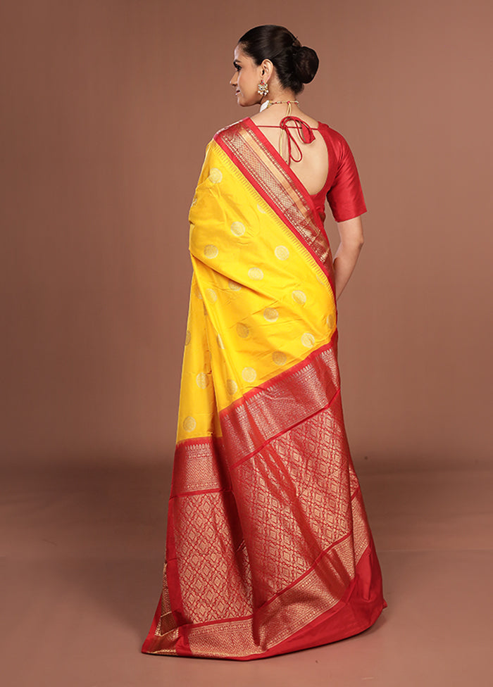 Yellow Kanjivaram Silk Saree With Blouse Piece