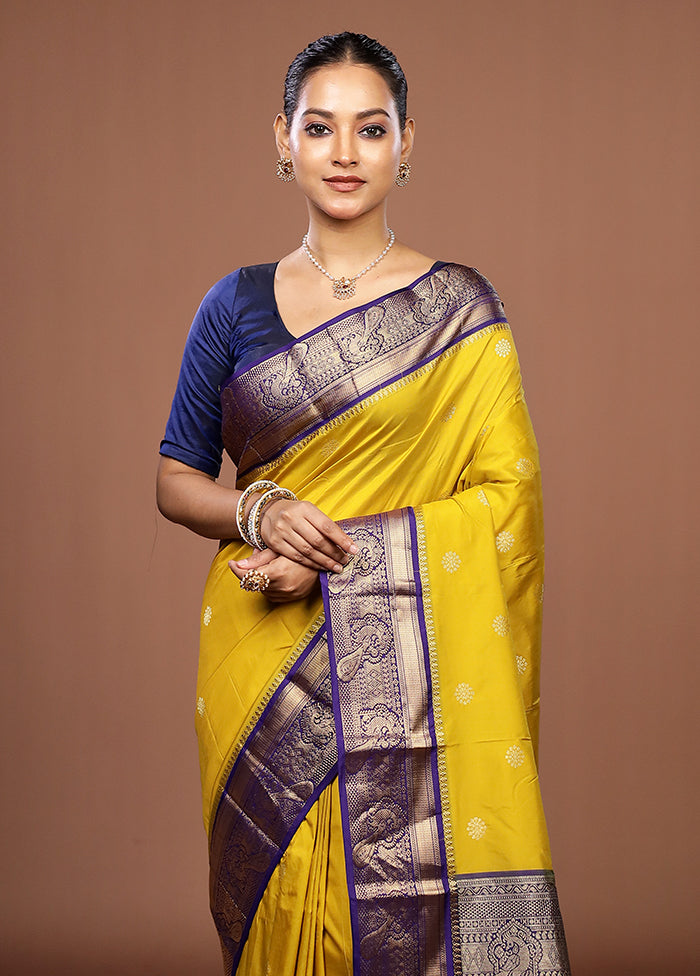 Green Kanjivaram Silk Saree With Blouse Piece