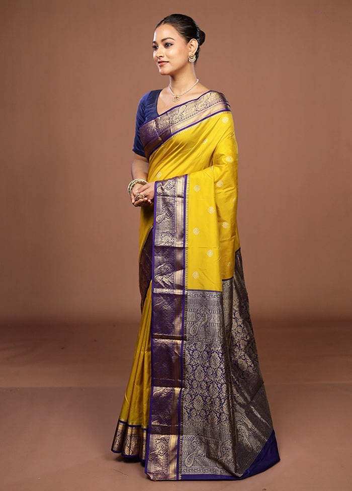 Green Kanjivaram Silk Saree With Blouse Piece