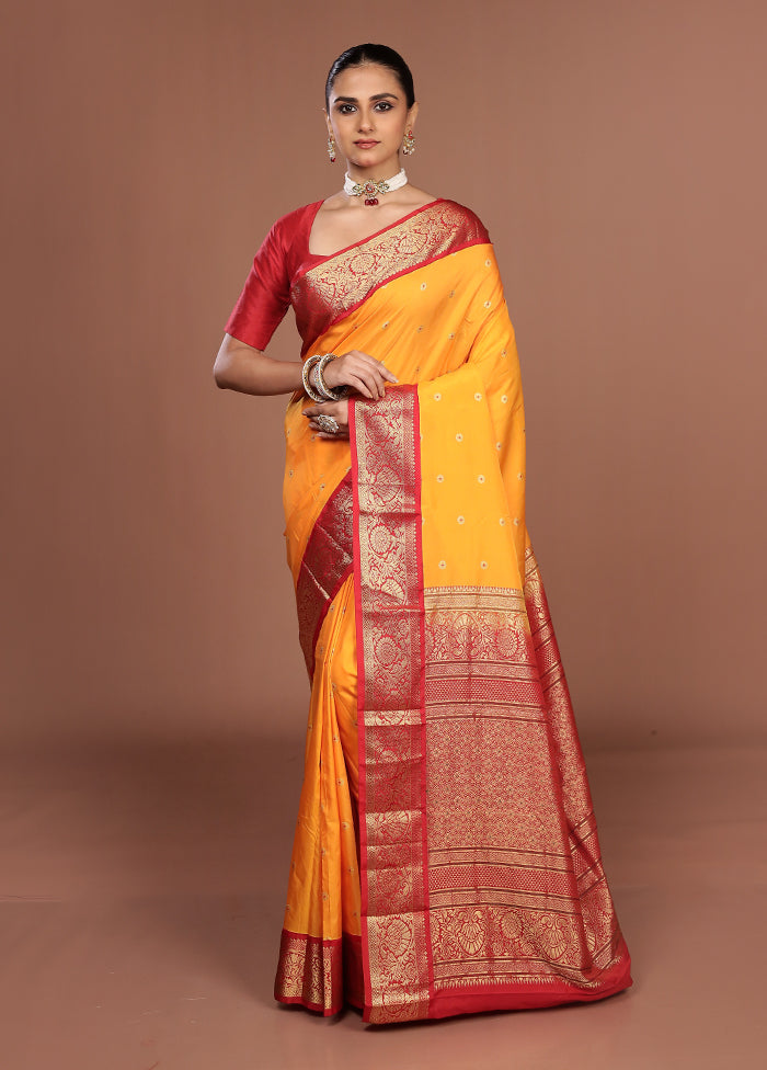 Yellow Kanjivaram Silk Saree With Blouse Piece