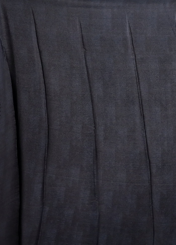 Blue Printed Silk Saree Without Blouse Piece