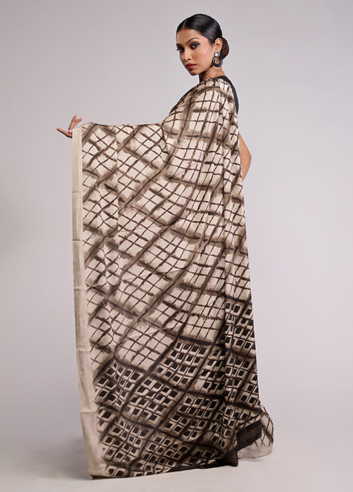 Cream Printed Silk Saree Without Blouse Piece