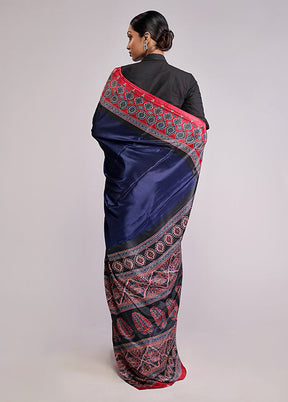 Blue Printed Silk Saree With Blouse Piece