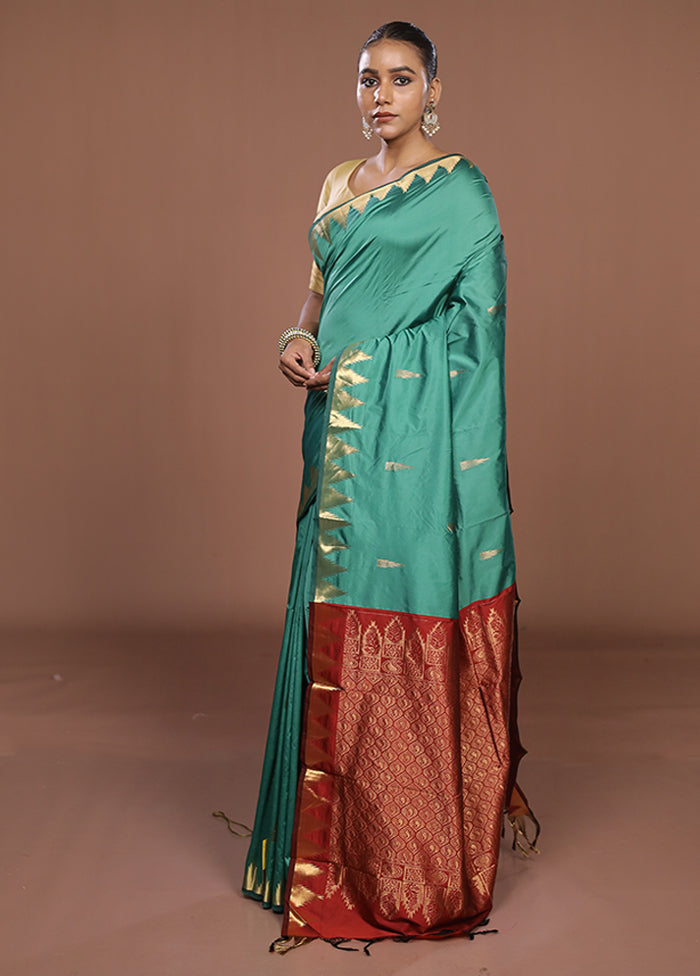 Green Kanjivaram Silk Saree With Blouse Piece