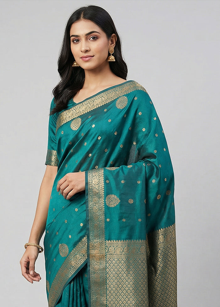 Green Kanjivaram Silk Saree With Blouse Piece