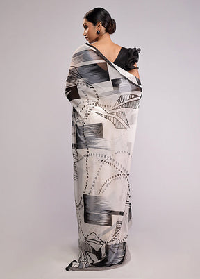 White Chiffon Silk Saree With Blouse Piece