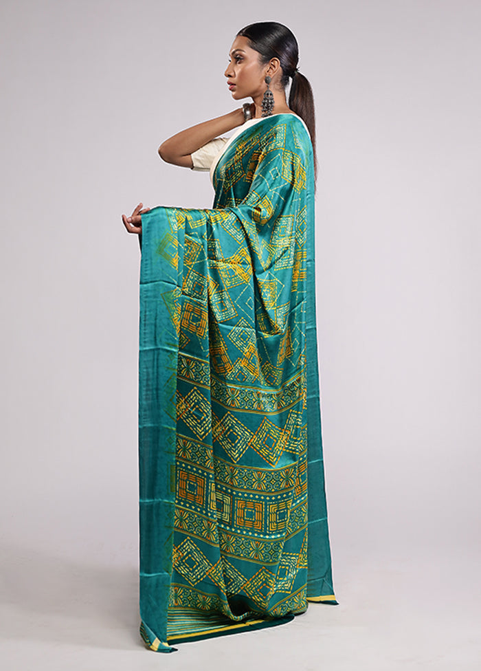 Green Printed Silk Saree Without Blouse Piece