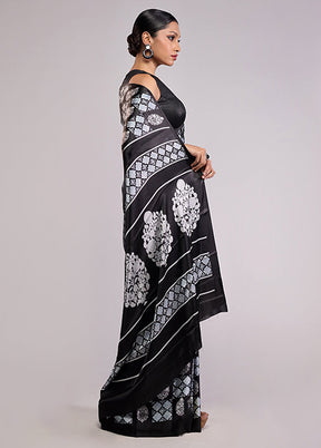 Black Printed Silk Saree With Blouse Piece