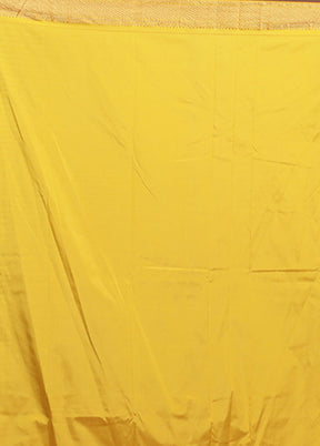 Yellow Kanjivaram Silk Saree With Blouse Piece