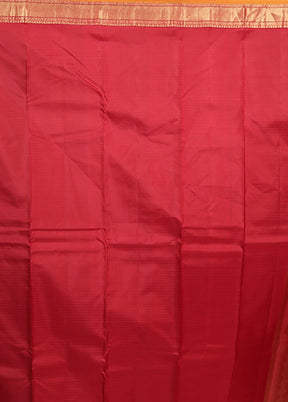 Red Handloom Kanjivaram Pure Silk Saree With Blouse Piece