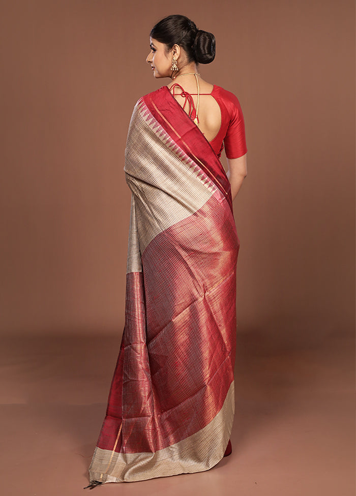 Cream Handloom Tussar Pure Silk Saree With Blouse Piece