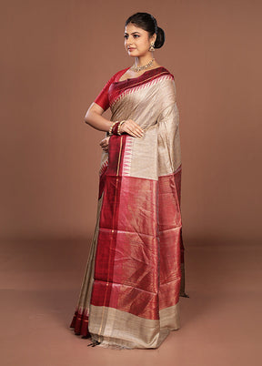 Cream Handloom Tussar Pure Silk Saree With Blouse Piece