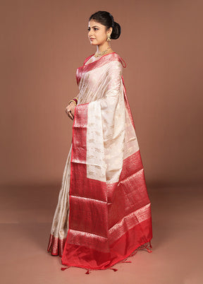 White Dupion Silk Saree With Blouse Piece
