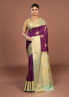 Green Kanjivaram Silk Saree With Blouse Piece